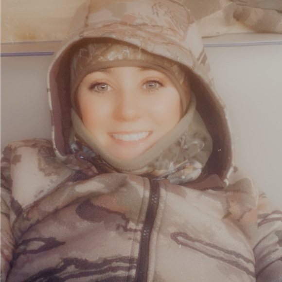 Meet your Posher, Kala - Picture 2 of 5